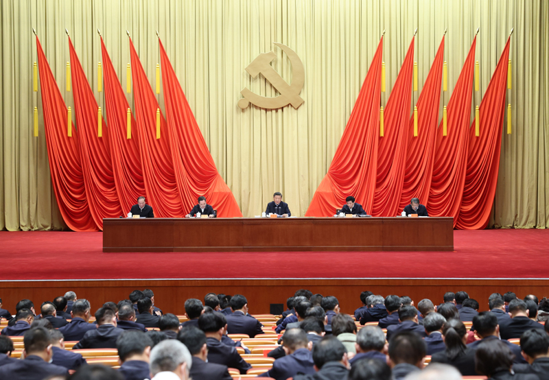 3月1日，2022年春季学期中央党校（国家行政学院）中青年干部培训班在中央党？。中共中央总书记、国家主席、中央军委主席习近平在开班式上宣布重要讲话。 新华社记者 刘彬 摄